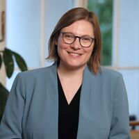 Beth E. Schueler